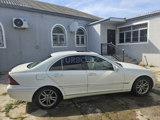 Mercedes C 200 2000, 370,000 km - 2.0 l - Bakı
