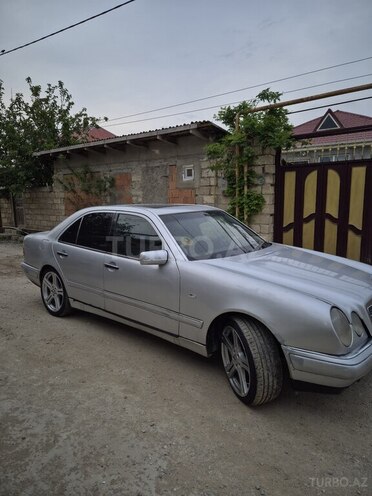 Mercedes E 230 1996, 350,000 km - 2.3 l - Bakı