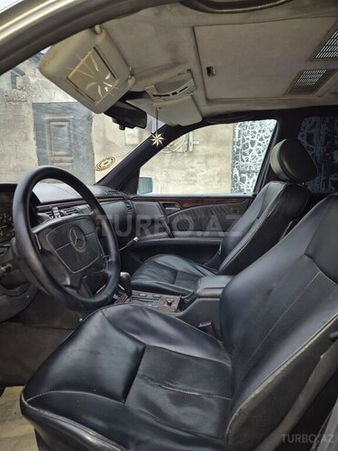 Mercedes E 230 1996, 350,000 km - 2.3 l - Bakı