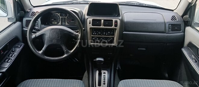 Mitsubishi Pajero io 1999, 212,000 km - 1.8 l - Sumqayıt