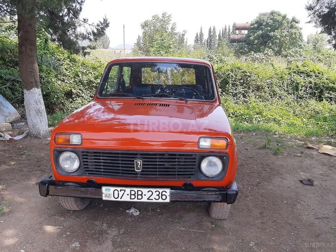 LADA (VAZ) Niva 1980, 350,000 km - 1.6 l - Astara