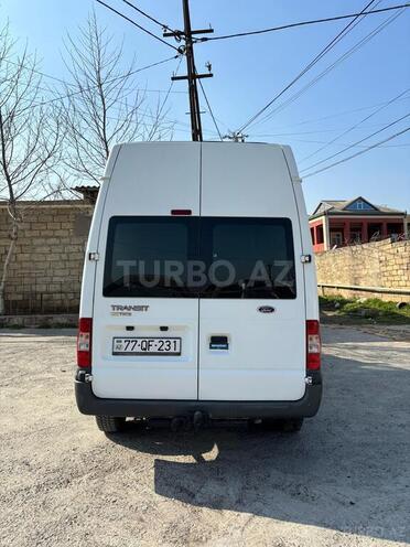 Ford Transit-7