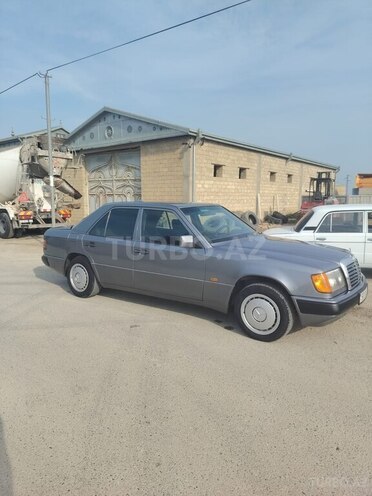 Mercedes E 200 1991, 234,000 km - 2.0 l - Bakı