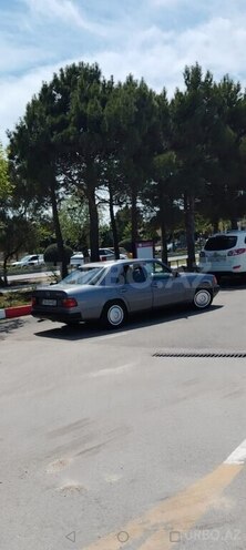 Mercedes E 200 1991, 234,000 km - 2.0 l - Bakı