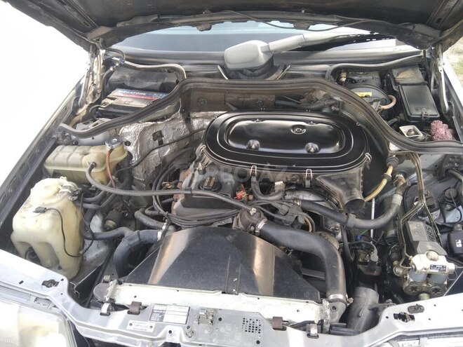Mercedes E 200 1991, 234,000 km - 2.0 l - Bakı