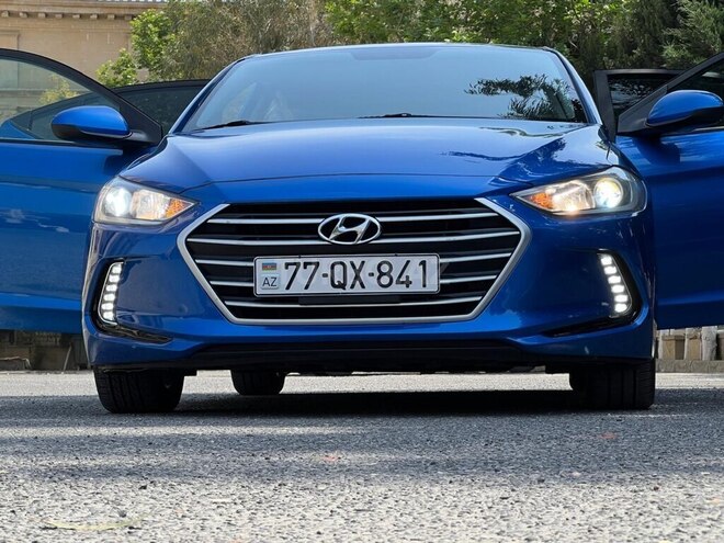 Hyundai Elantra 2017, 120,000 km - 2.0 l - Bakı