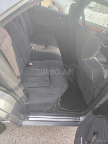 Mercedes E 200 1991, 234,000 km - 2.0 l - Bakı