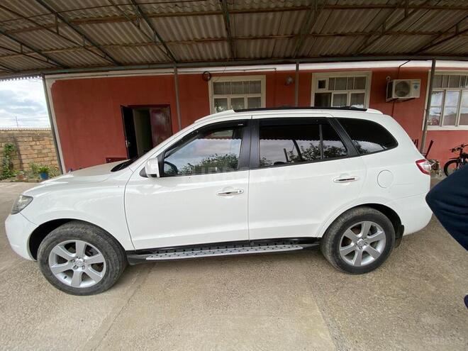 Hyundai Santa Fe-3