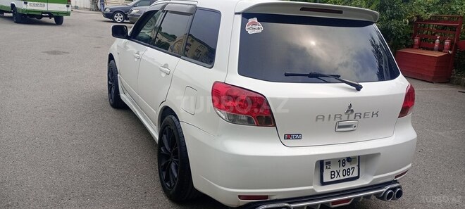 Mitsubishi Airtrek 2002, 324,565 km - 2.0 l - İsmayıllı