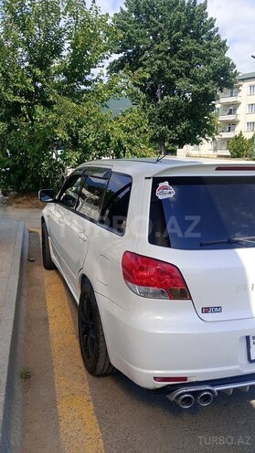 Mitsubishi Airtrek 2002, 324,565 km - 2.0 l - İsmayıllı