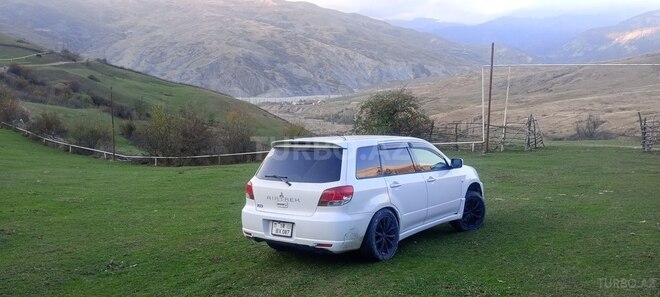 Mitsubishi Airtrek 2002, 324,565 km - 2.0 l - İsmayıllı