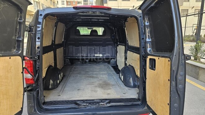 Mercedes Vito 116 2015, 183,400 km - 2.2 l - Bakı