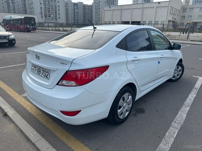 Hyundai Accent 2017, 35,000 km - 1.4 l - Bakı