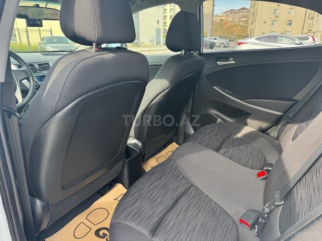 Hyundai Accent 2017, 35,000 km - 1.4 l - Bakı