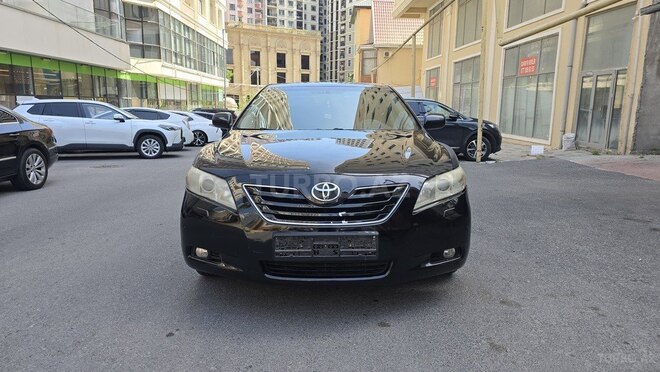 Toyota Camry-1