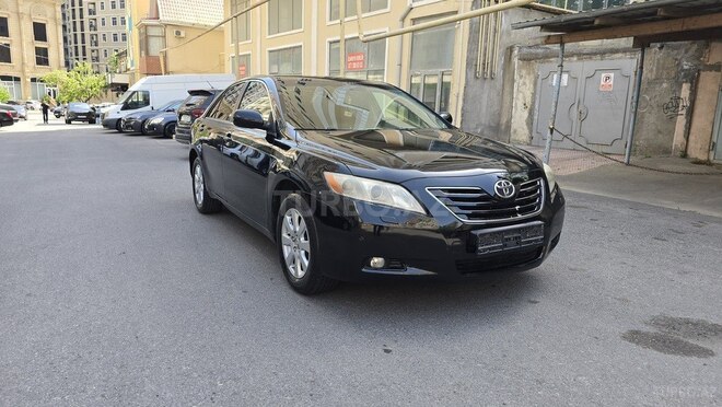 Toyota Camry-3
