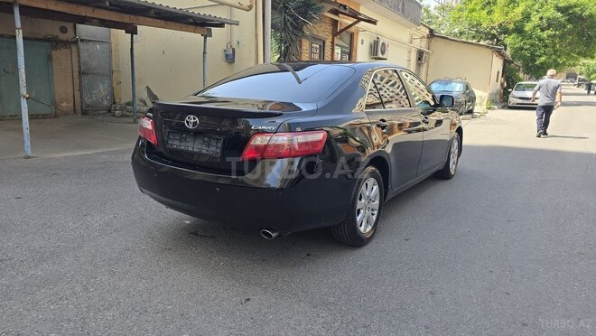 Toyota Camry-6