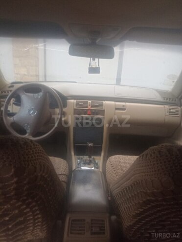 Mercedes E 270 2000, 362,530 km - 2.7 l - Gəncə