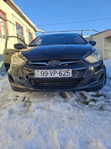 Hyundai Accent 2013, 210,000 km - 1.6 l - Qobustan