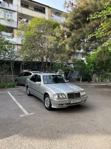 Mercedes C 180 1999, 352,000 km - 1.8 l - Bakı