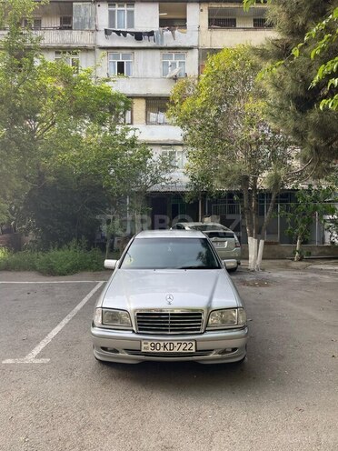 Mercedes C 180 1999, 352,000 km - 1.8 l - Bakı