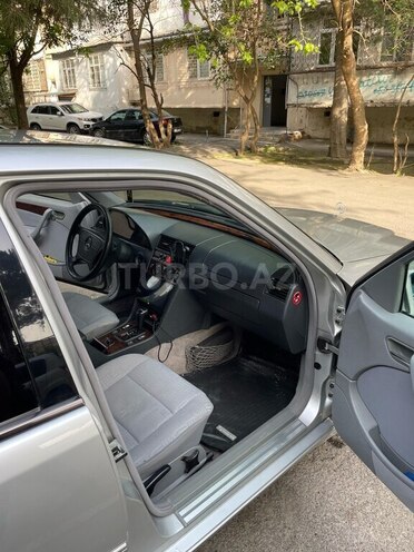 Mercedes C 180 1999, 352,000 km - 1.8 l - Bakı