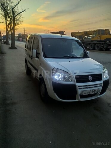 Fiat Doblo 2008, 305,000 km - 1.4 л - Bakı