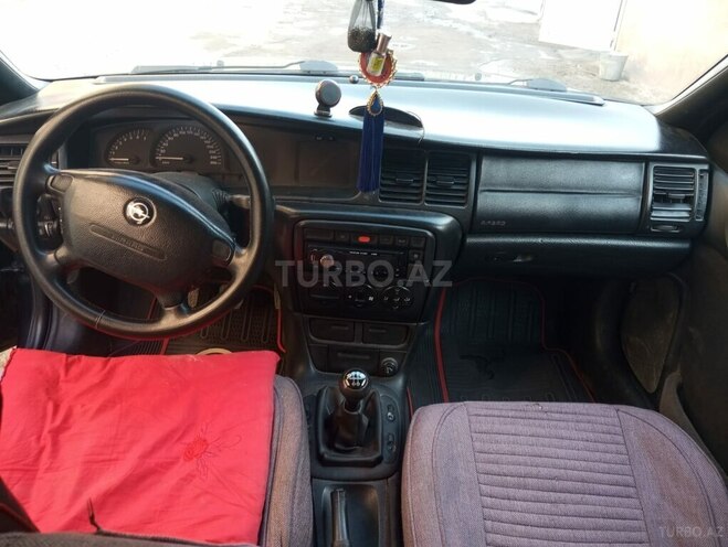 Opel Astra 1997, 198,000 km - 2.0 l - Bakı