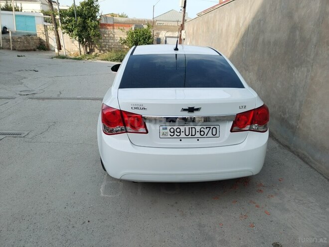 Chevrolet Cruze-6
