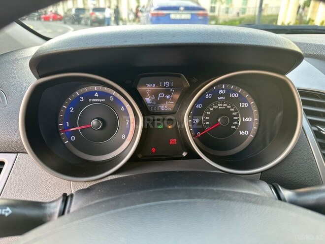 Hyundai Elantra 2014, 180,247 km - 1.8 l - Bakı