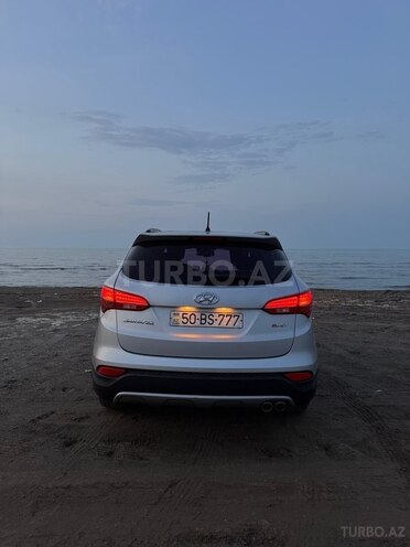 Hyundai Santa Fe-4