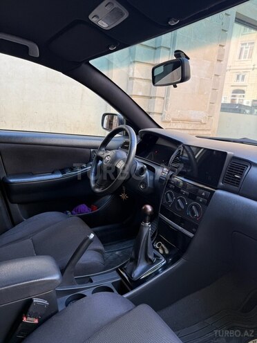 Toyota Corolla 2006, 267,000 km - 1.4 l - Bakı