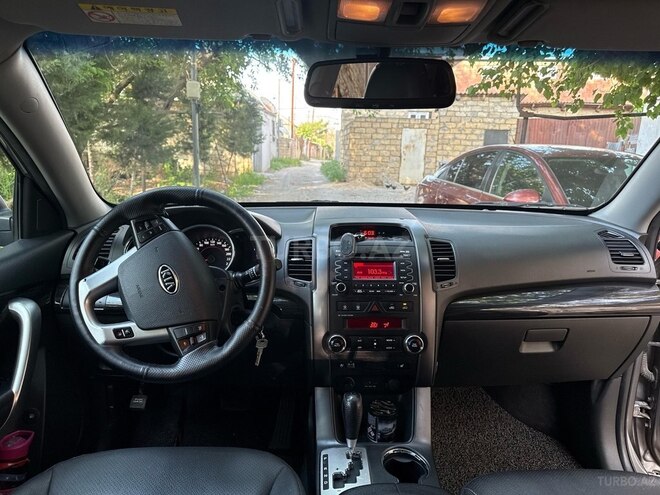 Kia Sorento-7