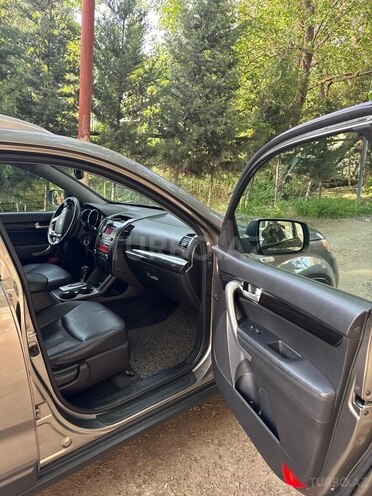 Kia Sorento-6