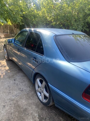 Mercedes C 240 1998, 430,000 km - 2.4 л - Sabirabad