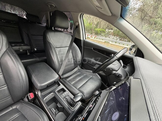 Kia Sorento-11