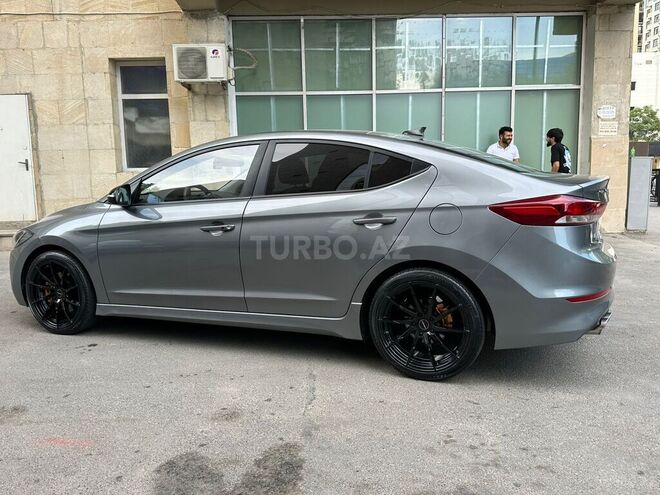 Hyundai Avante 2017, 143,000 km - 1.6 л - Bakı