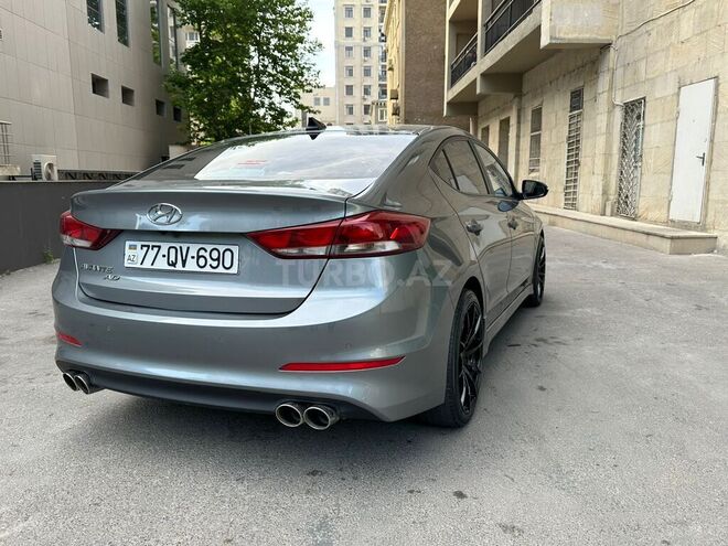Hyundai Avante 2017, 143,000 km - 1.6 л - Bakı