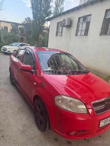 Chevrolet Aveo-3