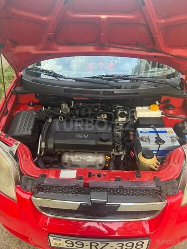 Chevrolet Aveo-10