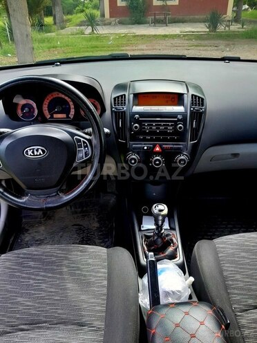 Kia Ceed 2008, 235,430 km - 1.6 л - Tovuz