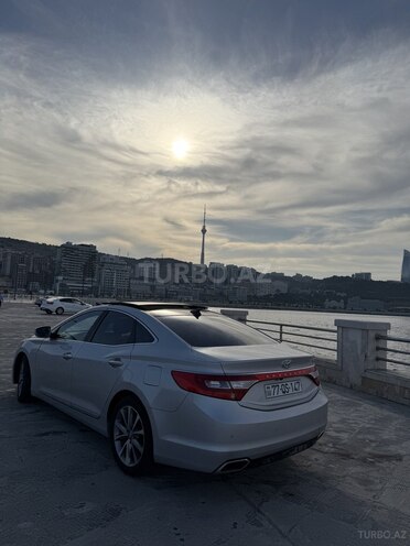Hyundai Grandeur-6