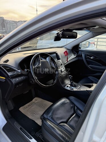 Hyundai Grandeur-8