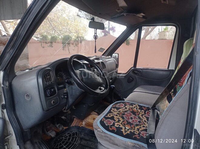 Ford Transit 2006, 123,185 km - 2.4 л - Saatlı