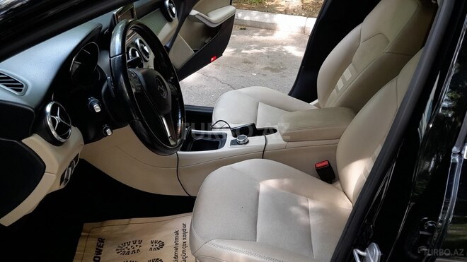 Mercedes GLA 250 4MATIC 2014, 70,000 km - 2.0 l - Bakı
