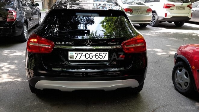 Mercedes GLA 250 4MATIC 2014, 70,000 km - 2.0 l - Bakı
