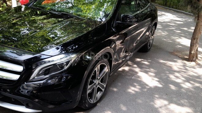 Mercedes GLA 250 4MATIC 2014, 70,000 km - 2.0 l - Bakı