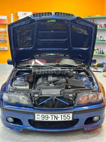 BMW 320-11