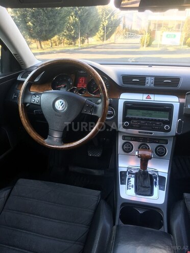 Volkswagen Passat 2008, 251,000 km - 1.8 l - Qax