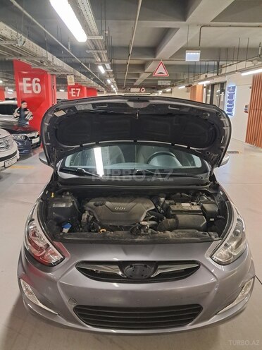 Hyundai Accent 2016, 115,173 km - 1.6 l - Gəncə